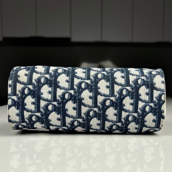 Christian Dior Trotter Cosmetic Pouch PVC Leather Blue - Picture 6 of 9